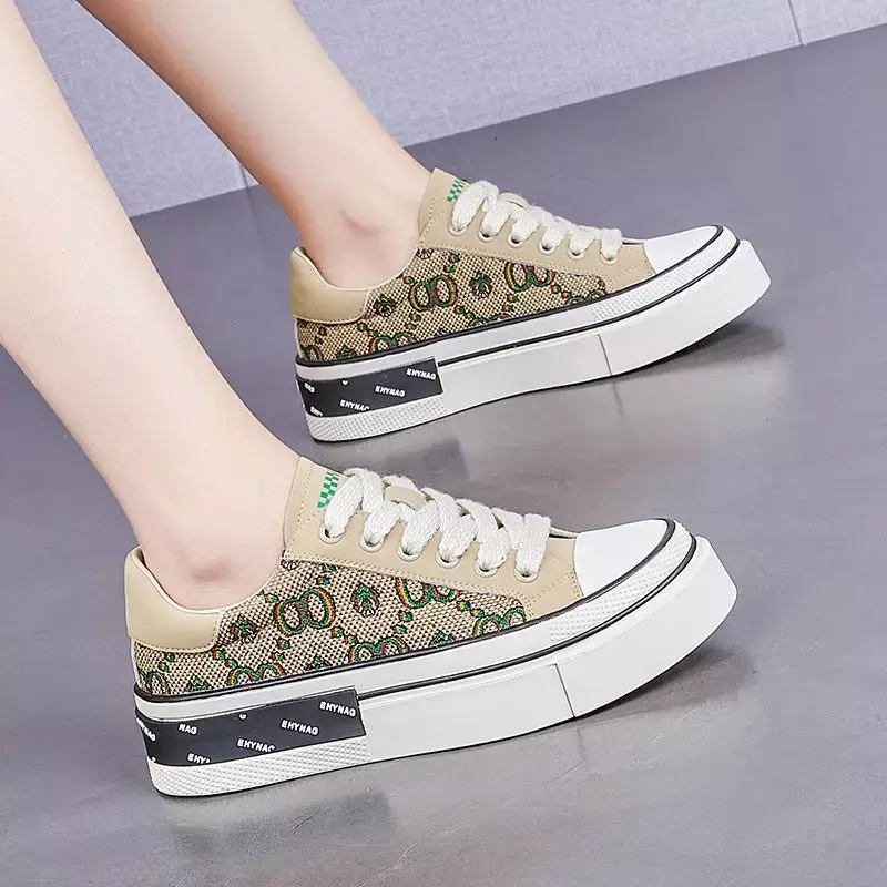 Sneakers Low Ladies Shoes Lace Up Athletic Whit Women Footwear High on Platform Canvas Sports New in Spring Cheap Korean Sale A