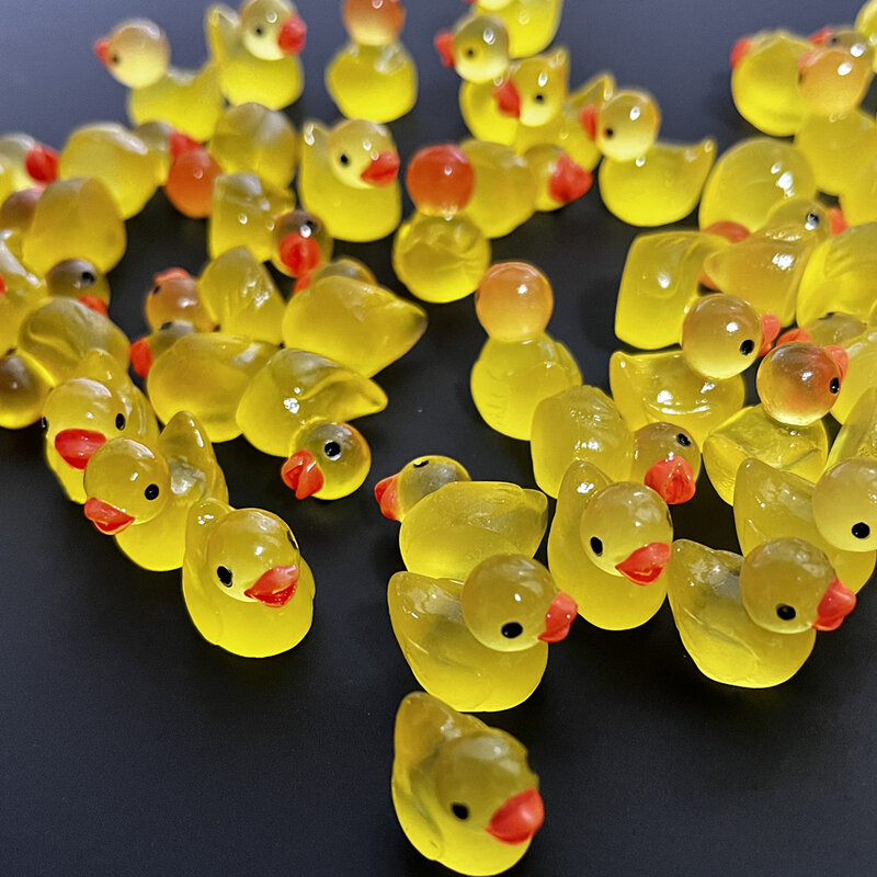 Mini patos amarillos de 50 piezas, adorno de pato luminoso, figuras en miniatura, pequeño pato, Micro Hada, paisaje, jardín de hadas, decoración del hogar