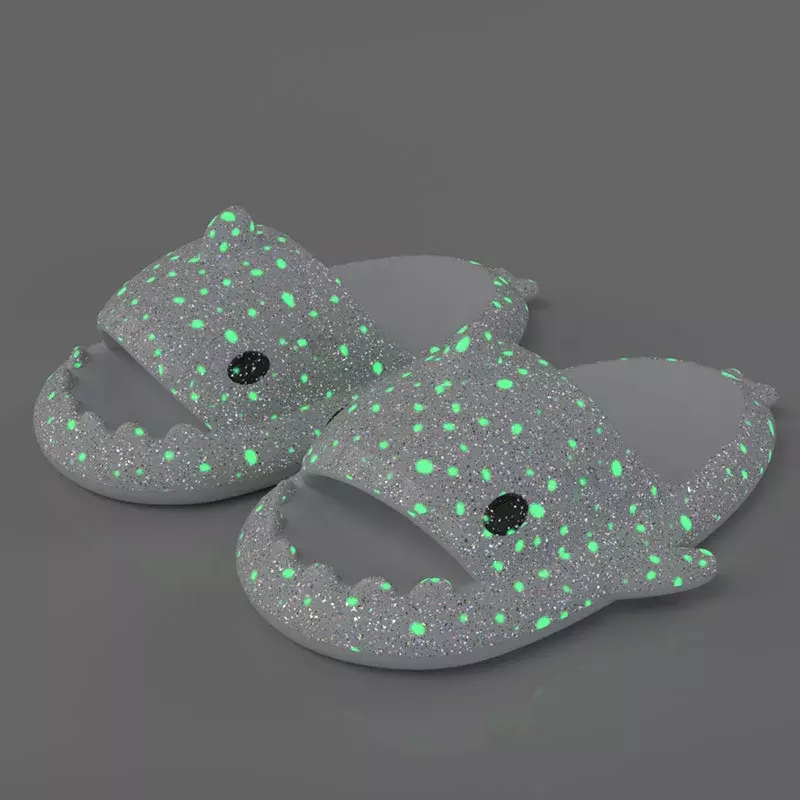 Letnie damskie klapki z rekinami fluorescencyjnymi męskie świecące klapki na grubej podeszwie antypoślizgowe klapki para płaskich butów EVA sandały