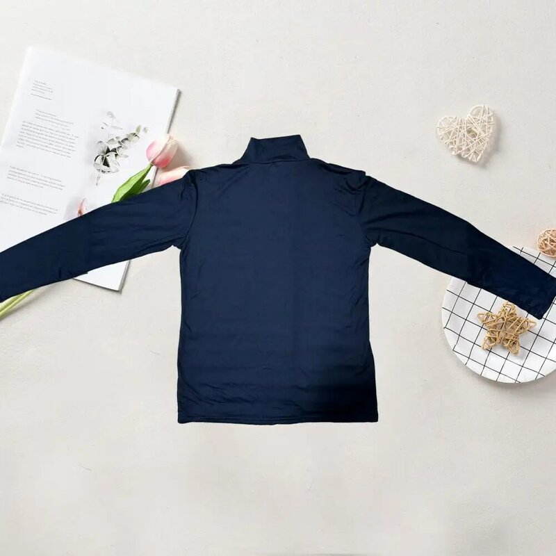 Modny sweter Przyjazny dla skóry jesienny sweter Slim Fit Jednokolorowy sweter z golfem