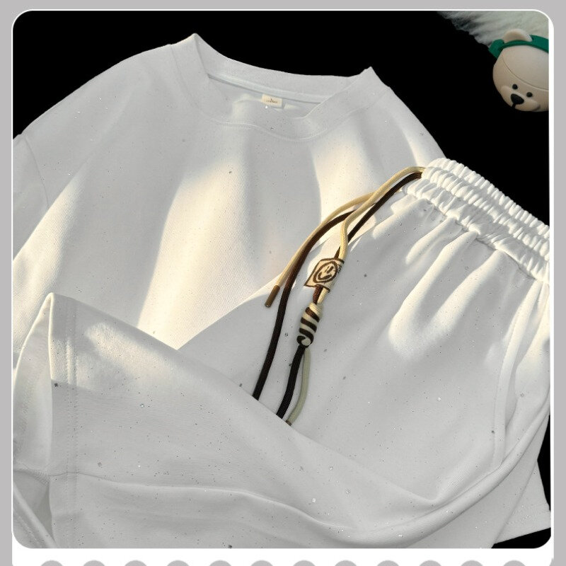 Camiseta masculina de manga curta com gola em diamante, terno casual solto, shorts de cordão, moda rua alta, preto, conjunto de 2 peças