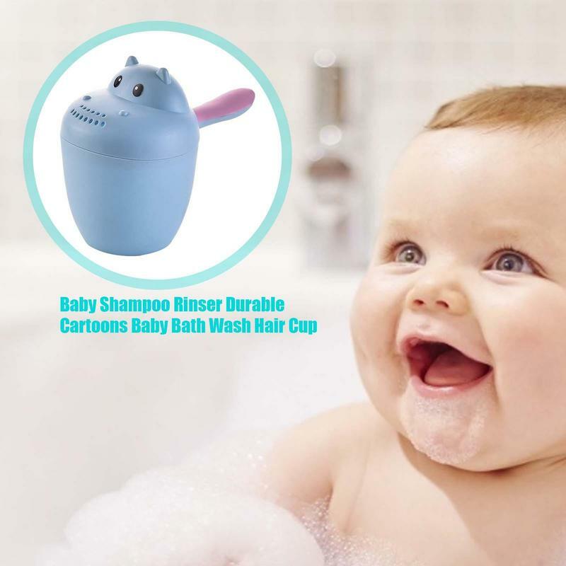 อ่างอาบน้ำสำหรับเด็กทารกที่ตักแชมพูสำหรับเด็กที่ล้างด้วยถ้วยน้ำในอ่างอาบน้ำหัวสำหรับเด็ก