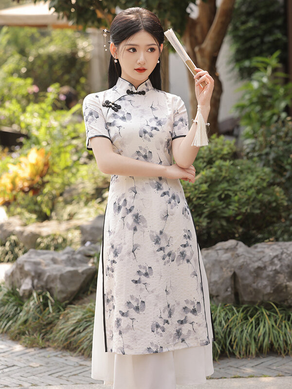 Hoge Kwaliteit Mode Verbeterde Zijde Aodai Cheongsam Print Korte Mouw Vintage Jurk Vrouwen Kostuums Qipao S Tot 4xl