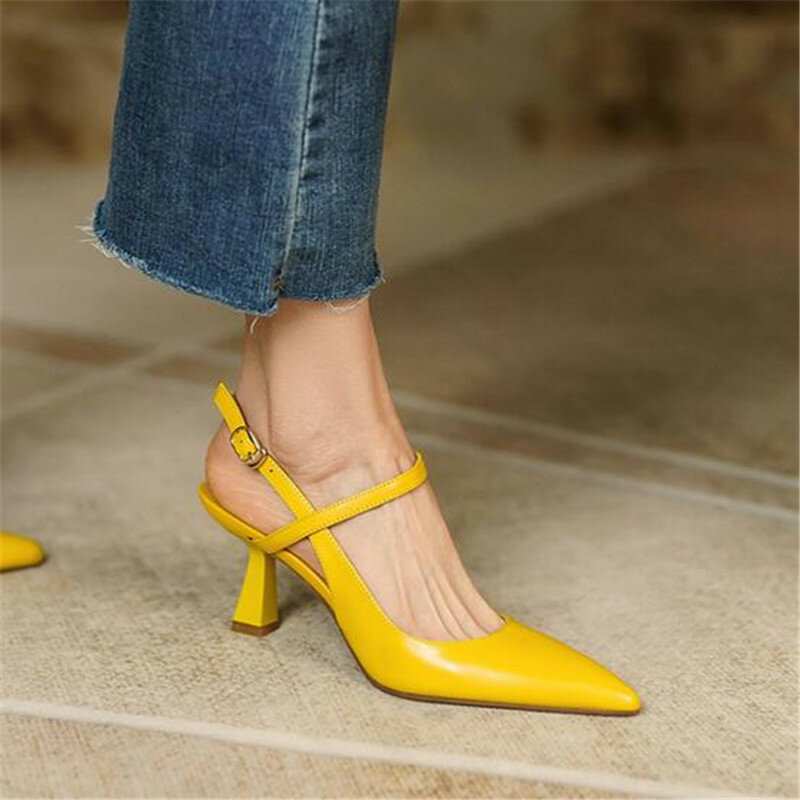Sapatos De Salto Alto Mulheres Moda Roma Primavera Verão Clássicos Dedo Apontado Stiletto Buckle Sandálias Elegante Senhora Carreira Bombas Sólidas