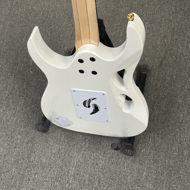 Darmowa wysyłka piani3761 gitara elektryczna SteveVai nowy podpis gitary biały kolor, w magazynie do natychmiastowej dostawy