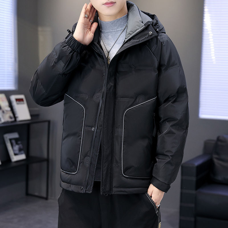 2023 Winter neue Daunen jacke Männer kurze Kapuze Kleidung leichte koreanische Stil Modemarke Jugend Winterkleid ung Mantel Männer