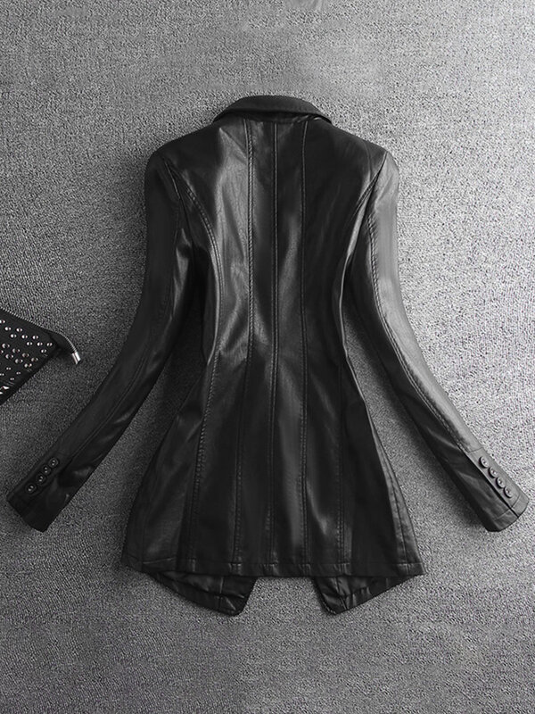 Lautaro 봄 우아한 블랙 라이트 소프트 인조 가죽 블레이저, 긴팔 슬림 핏 럭셔리 여성 블레이저 및 재킷 패션 2021