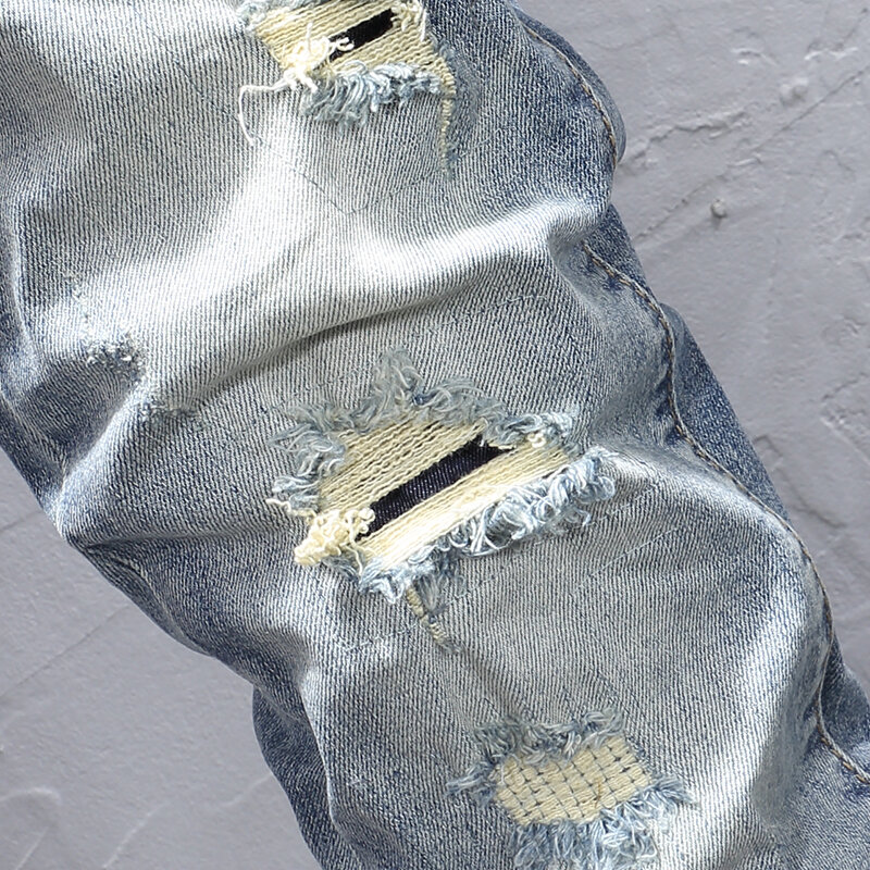 韓国スタイルのメンズジーンズ,レトロなスタイルのデニムパンツ,水色,破壊された穴,伸縮性のあるスリムフィット,ビンテージスタイル