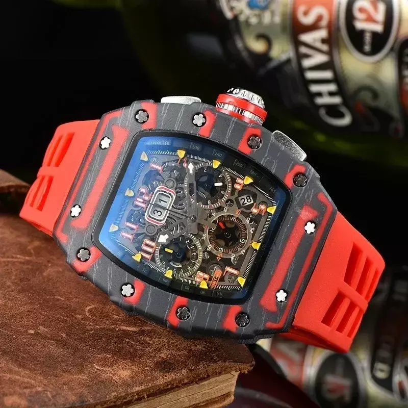 Top Luxus Graffiti Herren Armbanduhr Kohle faser gedruckt 6-polige Lauf zweite Uhr Weinfass geformt rm Paar Uhr