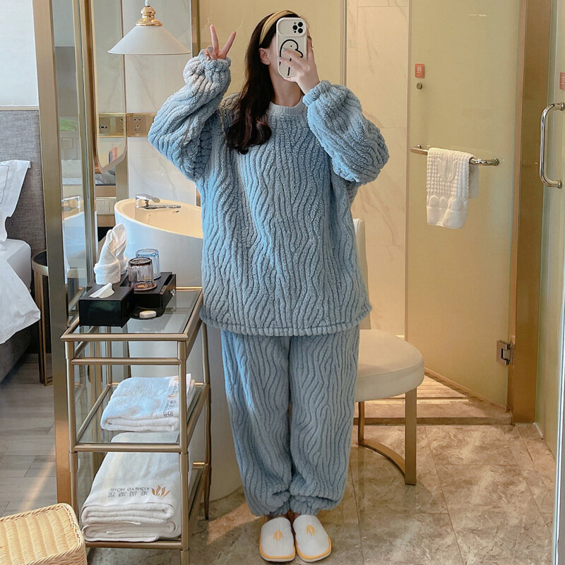 Plus Größe 130kg Winter Langarm dicken warmen Flanell Pyjama setzt Frauen Koralle Samt Nachtwäsche Anzug Pyjama Homewear Kleidung
