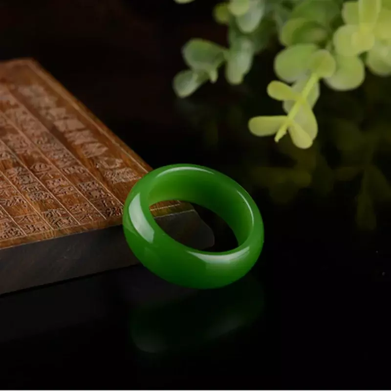 สีเขียวธรรมชาติXinjiang HetianหยกแหวนจีนJadeite Amuletแฟชั่นCharmเครื่องประดับแกะสลักงานฝีมือของขวัญสำหรับผู้หญิงผู้ชาย