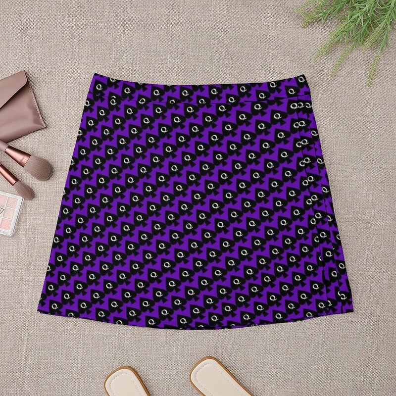 人気妻シークレット: 紫色のミニスカートの女性用ファッション