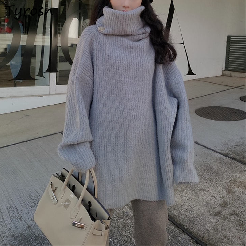 Turtleneck Sweater pullover wanita, lengan panjang longgar elegan malas populer musim dingin wanita Retro warna Solid kancing dekorasi Chic