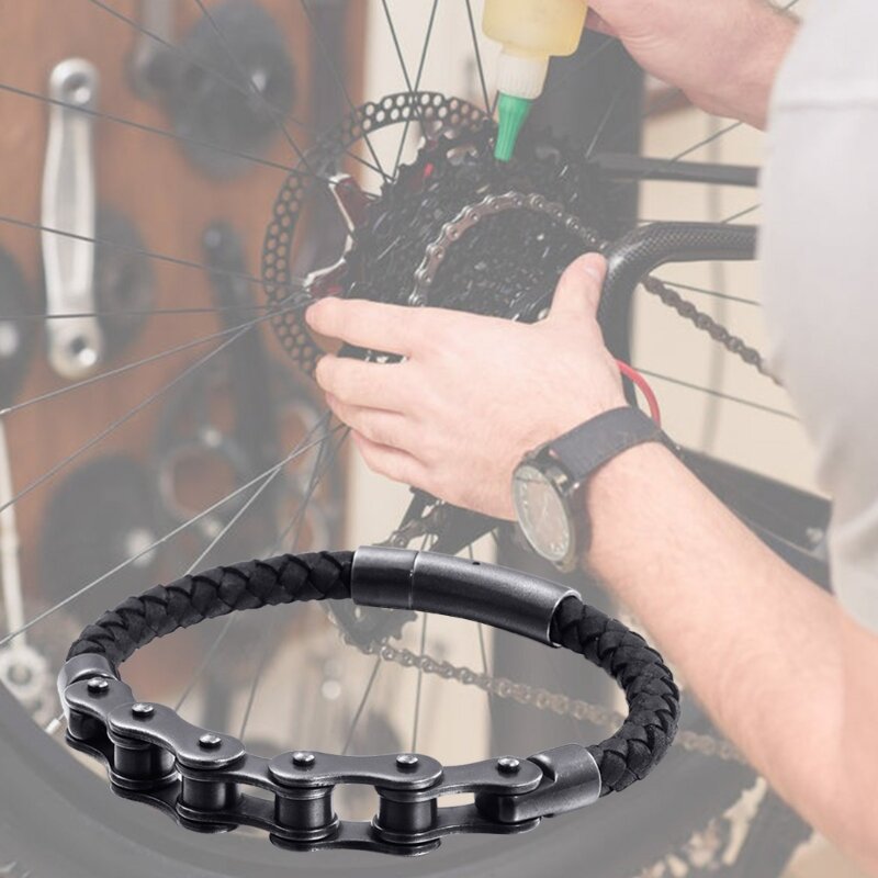 Braccialetto a catena meccanica per biciclette bracciale in pelle intrecciata a mano nera bracciale a polsino a strato singolo regalo di gioielli per uomo