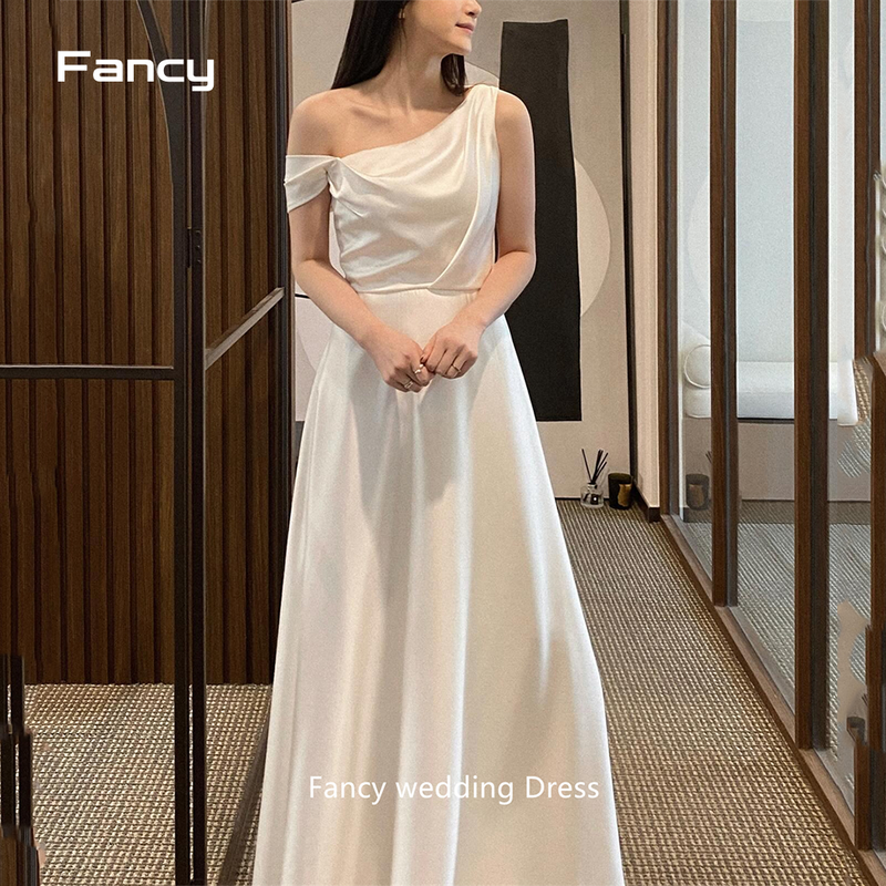 Gaun pernikahan Satu bahu Korea, gaun malam lengan pendek panjang lantai Satin lembut fotografi sederhana mewah