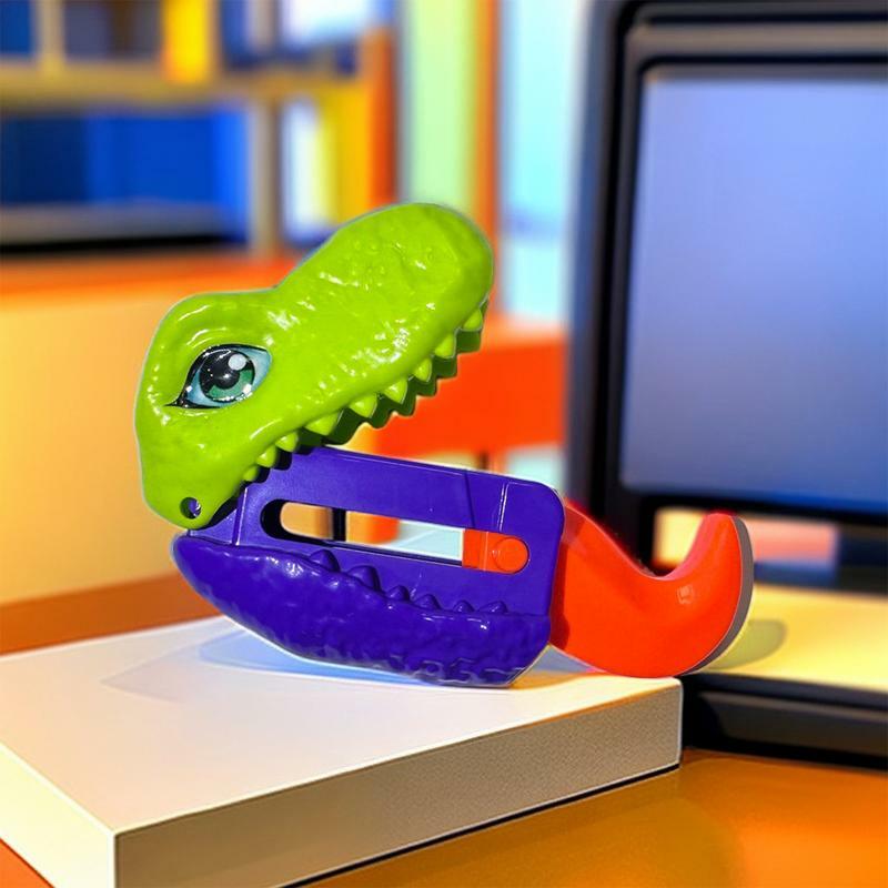 Juguete sensorial de zanahoria, cortador de dinosaurio impreso en 3D, juguete de punta del dedo, diseño de gravedad 3D, pinza de mano para viaje, hogar, escuela, coche y
