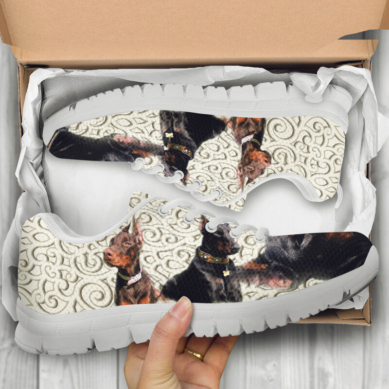 أحذية رياضية نسائية ماركة إنستانتارتس كول دوبيرمان بينشر ذات تصميم رائع لون أبيض منحوت بطباعة فنية مريحة أحذية بدون كعب للحيوانات الأليفة Zapatos Planos
