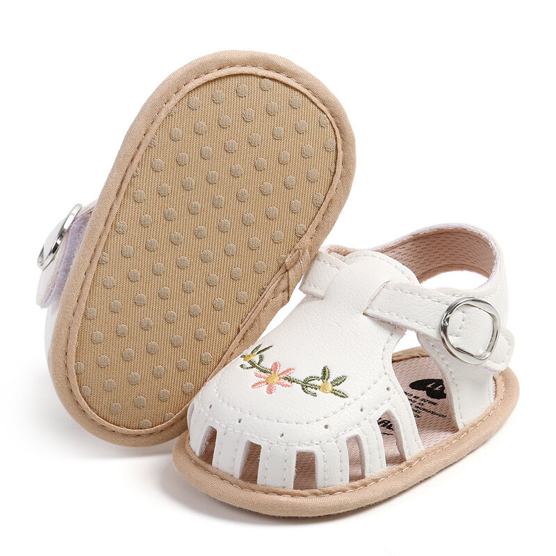 Sandálias leves confortáveis para recém-nascidos, sola macia, dedo do pé envoltório, leve, bordadas, lazer, verão, 0-18M, 2024