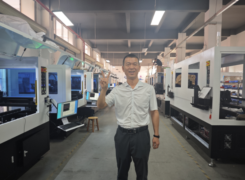 Xin Hua Zelfklevende Systemen Dispenser Met Dubbele Spuitklep Xyz Lijm Dispenser Robots