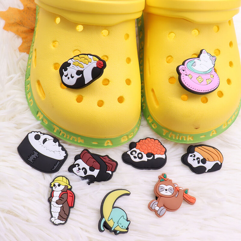 Vendita singola 1 pz ciondoli per scarpe in PVC Cartoon Cute Panda Rabbit Cat Slipper accessori scarpa da giardino ornamento fibbia per regalo per bambini