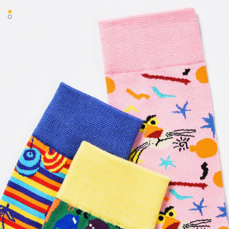 2023 New Swedish fashion brand socks female geometric cartoon animal high tube color female socks socks in tube
