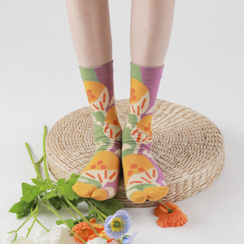 2023 Socks Female Mountain Moon Kee Series Split Toe Socks Designer Jacquard Combed Cotton Socks Women's Tabi Socks