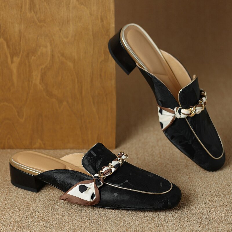 Sandálias de couro genuíno em toe slip-on redondo para mulheres, mulas casuais, decoração em cadeia, sapatos diários femininos de alta qualidade, 41, verão
