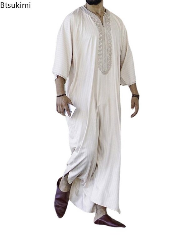 Abaya mode Muslim untuk pria Ramadan 2024 jubah Kaftan Islam Arab pria baru gaya etnik longgar kasual bordir pesta Jubba Thobe