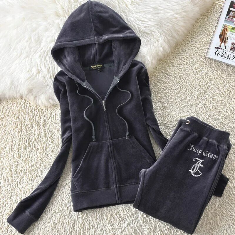 2024 Y2K Velvet Tracksuit Two Piece Women's Tracksuit Hoodies Set With Pocket and Velour Tracksuit For Women