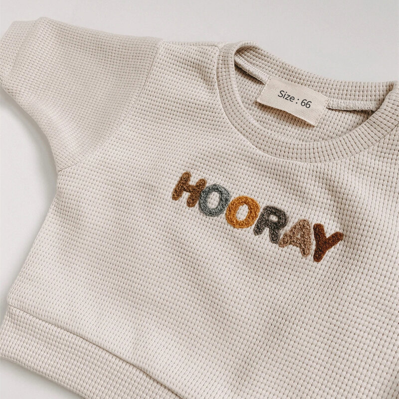2024 moda wiosenna odzież niemowlęca dziewczynka chłopiec zestaw ubrań nowonarodzona bluza + spodnie garnitur dziecięcy strój zestawy kostiumów akcesoria