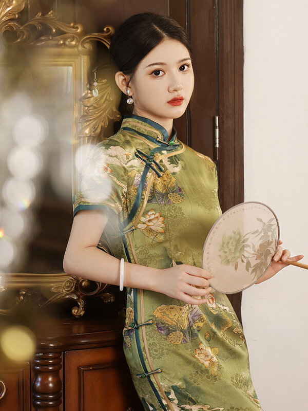 2024 Wiosenna i jesienna nowa sukienka Hualuo Qipao z rękawami 3/4 Średniej długości ulepszona boczna ośmiu guzików Dwuwarstwowa Qipao