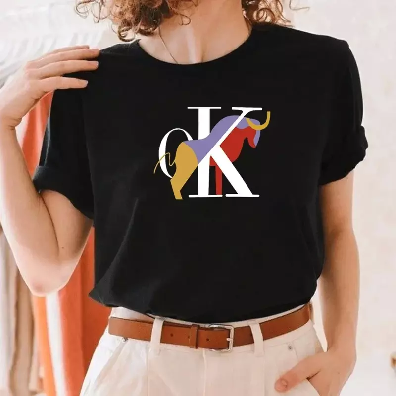 Carta feminina estampa camiseta extragrande, blusa de mangas curtas Y2k, camisa gola redonda, roupa de verão, camiseta clássica na moda