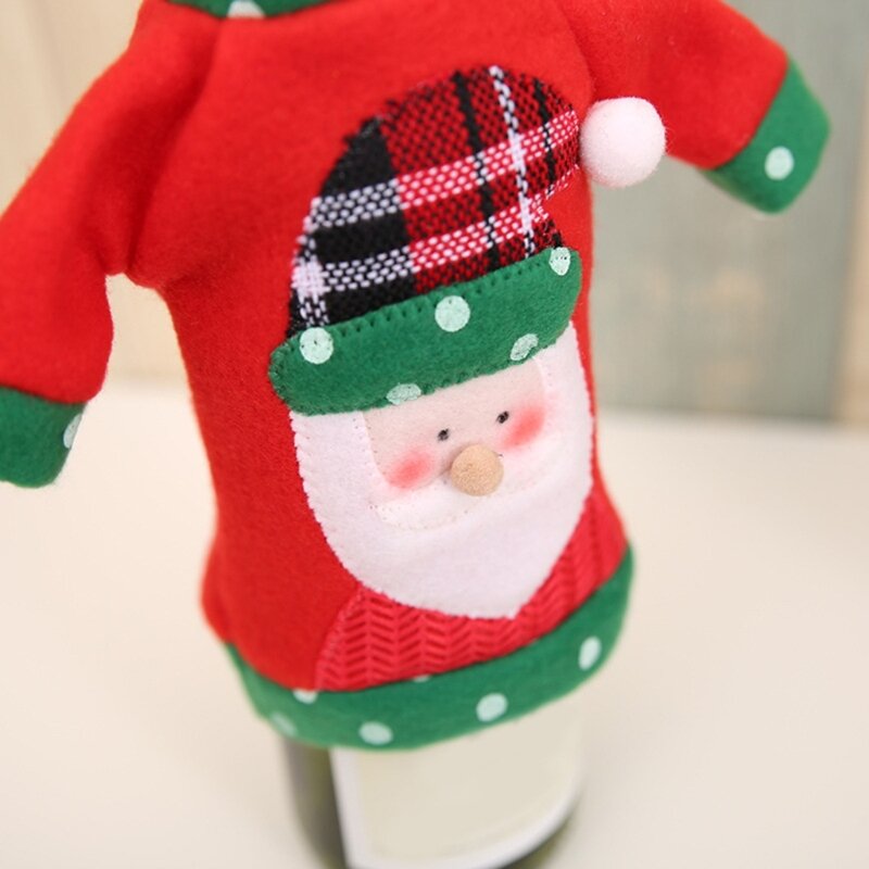 زينة عيد الميلاد زجاجة نبيذ أحمر يغطي مع قبعة لحفلة عيد الميلاد السنة الجديدة 2023 عشاء ديكور حفلة هدية الشمبانيا