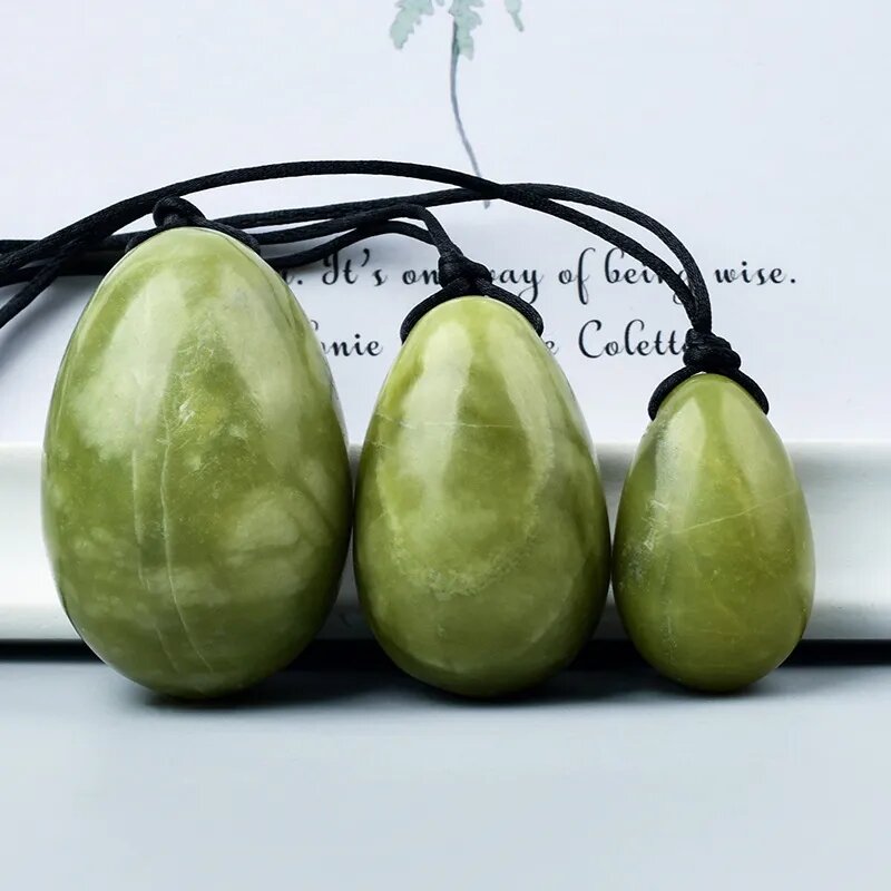 Naturalny jadeit wywiercony w jajkach jajko Yoni piłka do masażu zestaw uzdrawiające kryształy ćwiczeń do ćwiczeń kegla trenuje mięśnie miednicy