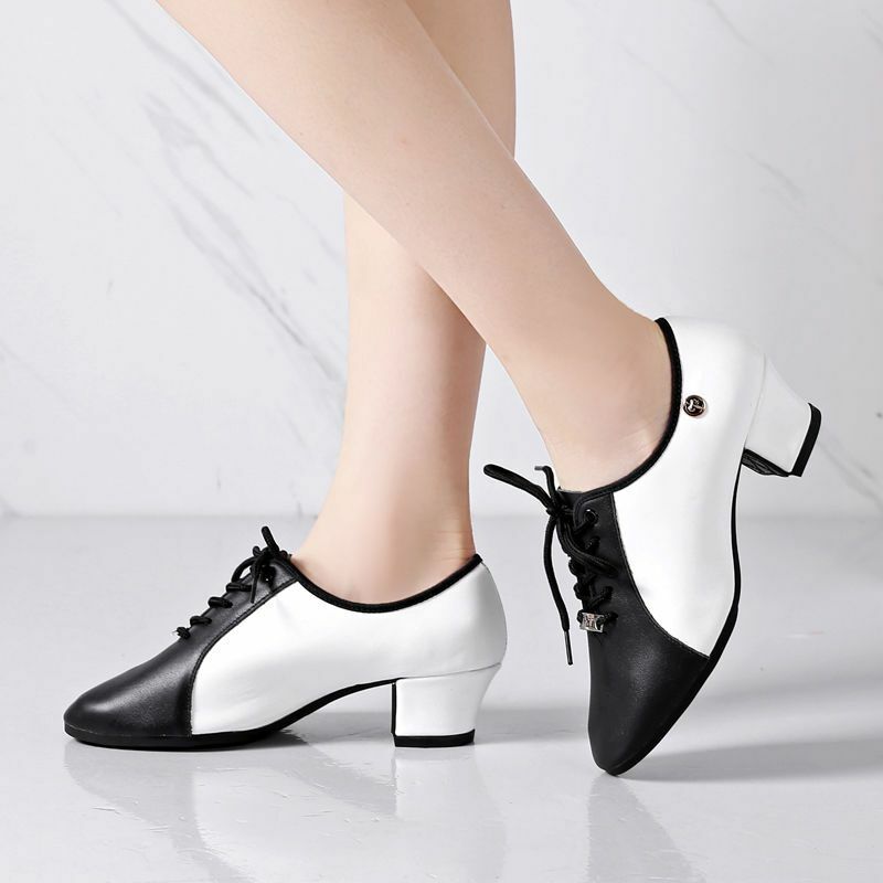 أحذية رقص لاتينية من الجلد الأصلي للنساء ، أحذية مربعة عصرية ناعمة ، أحذية رياضية للرقص في قاعة الرقص للمعلم ، أحذية للبالغين