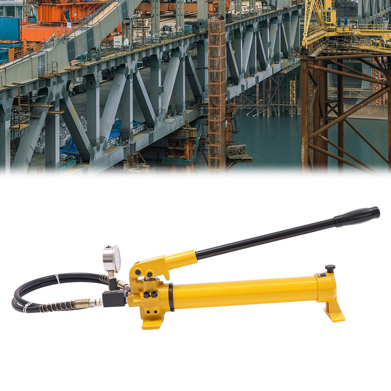Pompa idraulica manuale gialla con manometro e tubo flessibile, può essere utilizzata con utensili idraulici a 700bar