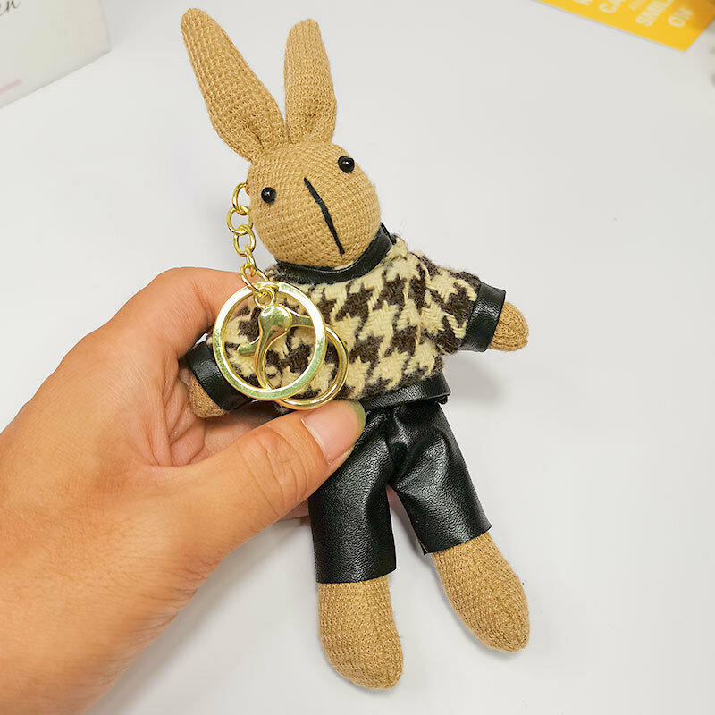 LLavero de dibujos animados para niños y niñas, colgante de bolsa de conejo con fragancia pequeña, muñeca de peluche personalizada, regalo de moda, 19CM