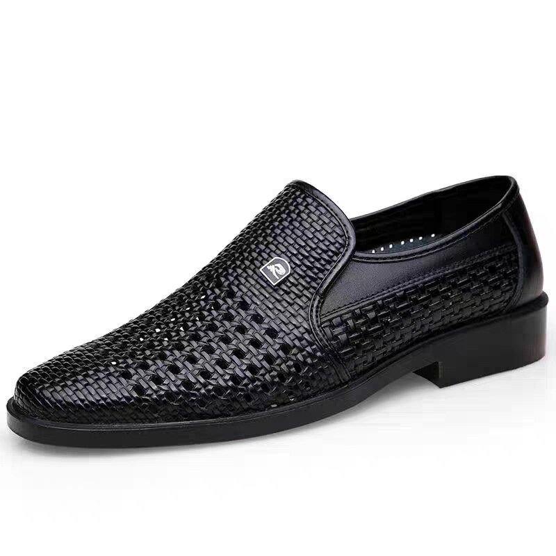 Zapatos de cuero con agujeros para hombre, mocasines informales de suela suave, sandalias transpirables, Zapatillas informales, Tenis masculinos