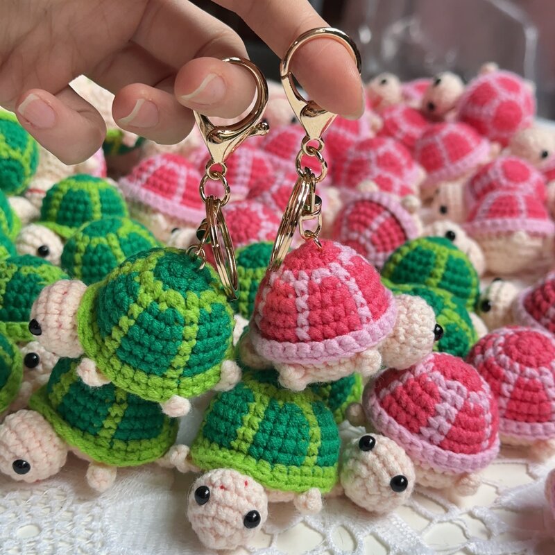 Hand Crocheted Green Pink Little Turtle Wool Keyrings For Car Keys Knitted Keychain For Bag Pendant Handmade Jewelry Gift