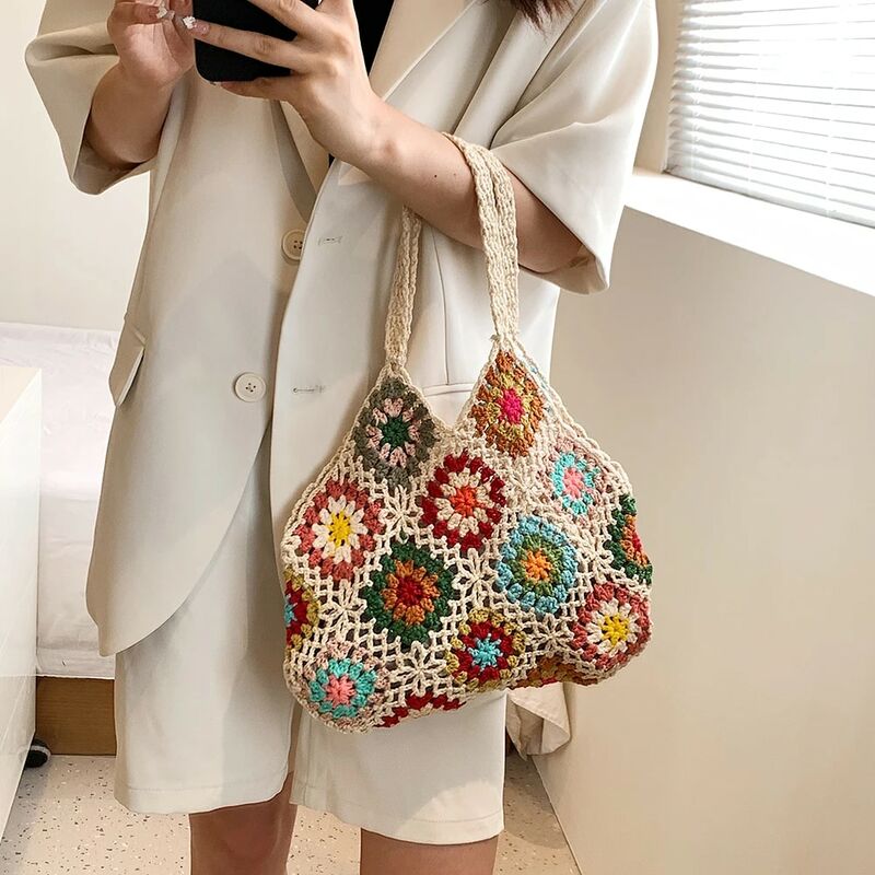 Bolsa de malha de crochê floral para mulheres, sacola de grande capacidade, artesanal na moda, bolsa boho recortada, vintage, multicolorida, bolsa oca