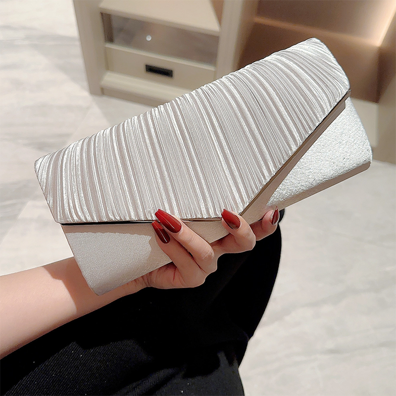 Women's Champagne Handbag Tiered Ruched Shiny Purses Elegant INS Glitter Hand Bag Fashion Clutch Bag Evening Party Mini Packet