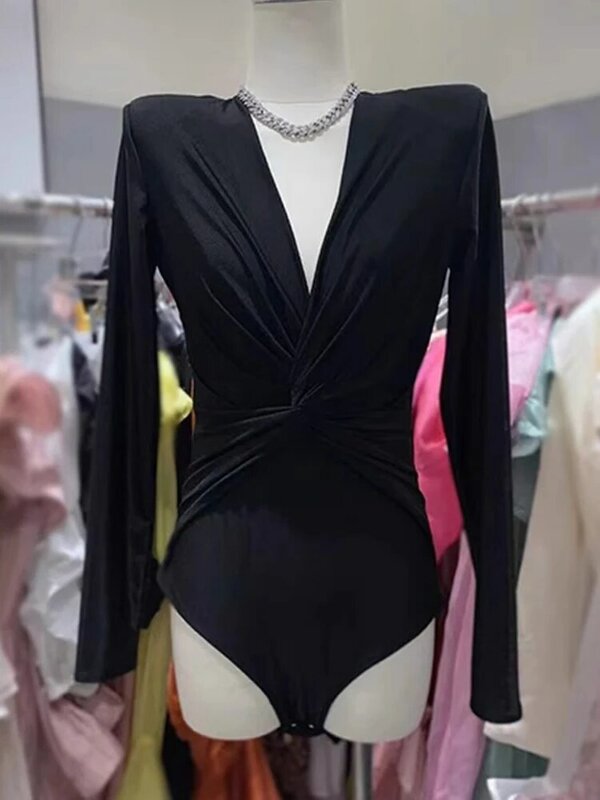 Zzrasia-女性のためのセクシーなボディスーツ,深いvネック,長袖,プリーツデザイン,スリムなボディスーツ,ファッション,女性の服