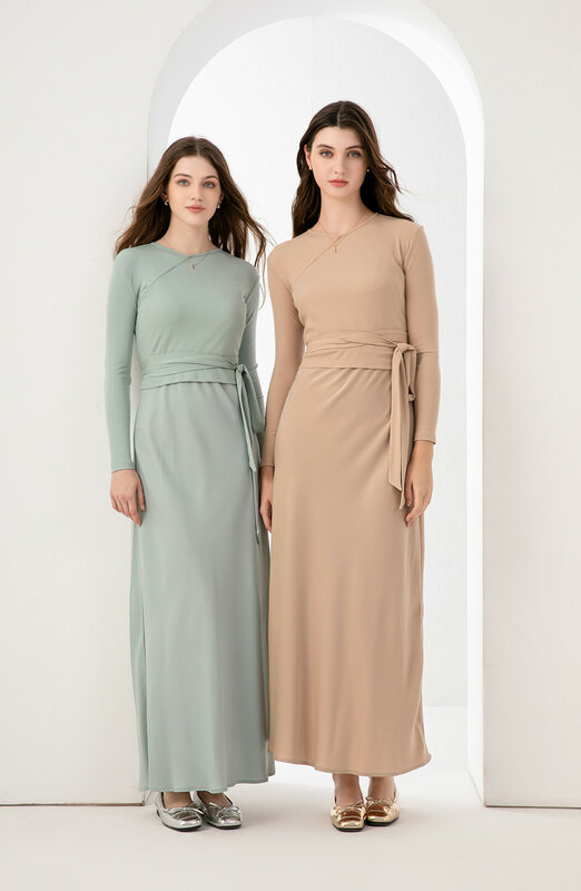 Как 2024 Женская одежда, высокий эластичный Топ с запахом на резинке с закрытой посадкой (немного маленький) + матовое атласное платье макси, подходящие комплекты
