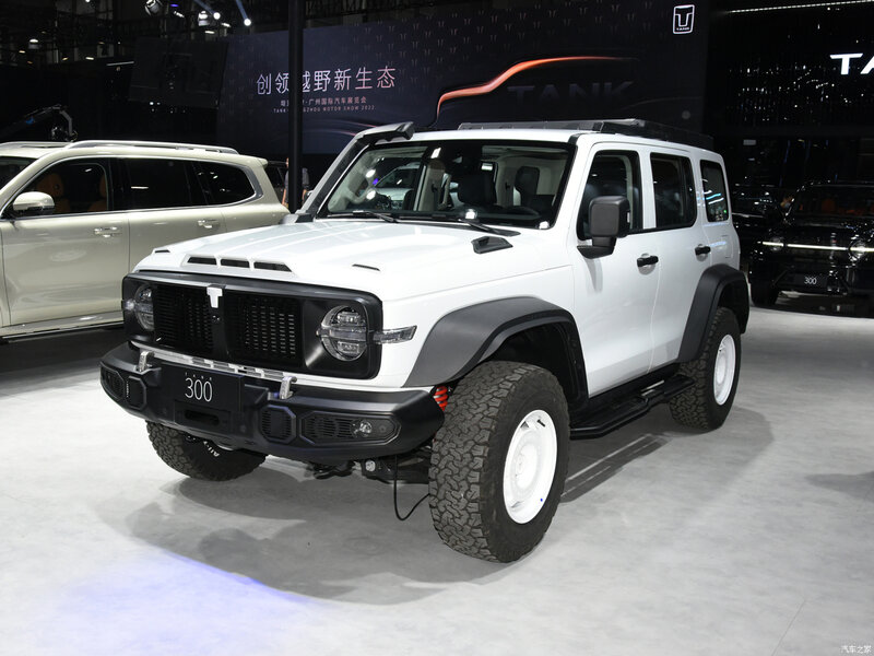 2023รถจริงจากจีนสำหรับผู้ใหญ่300ติดผนัง GWM off-road SUV รถ2.0T 4WD มันเชื้อเพลิงเบนซิน SUV สุดหรู