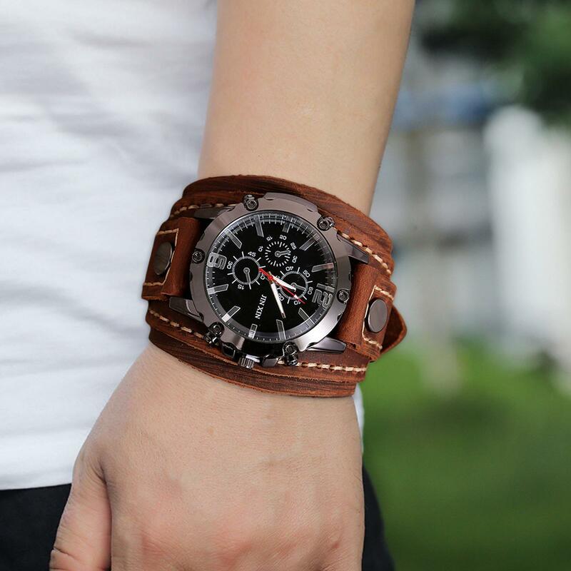 2023 New Mens Quartz Watches Luxury Wristwatch Cowhide Watchband Punk Style Watch for Men Wide Pu Leather Bracelets