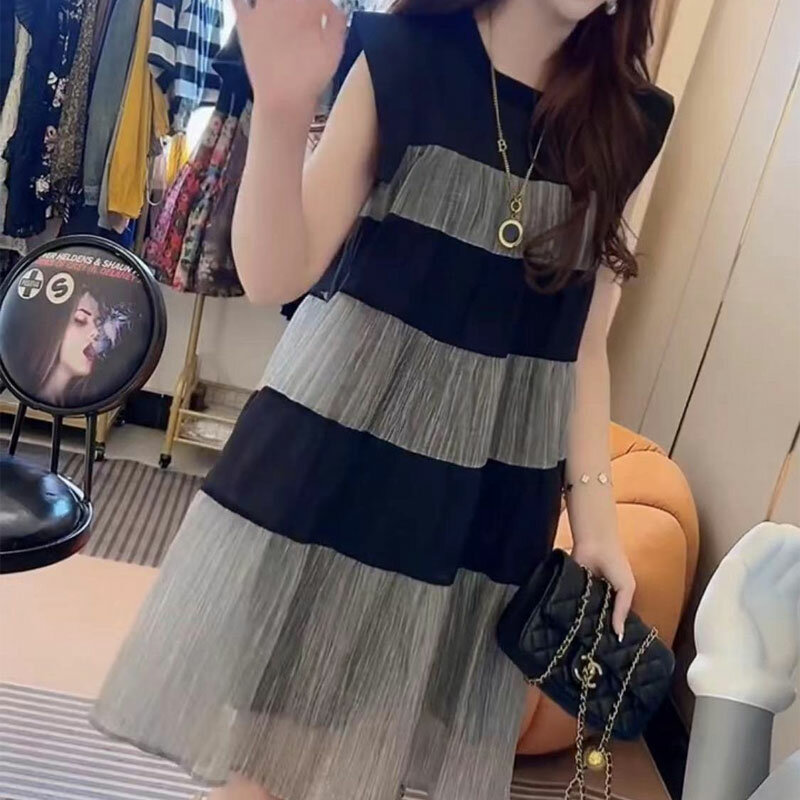 Casual Loose Patchwork Striped Dresses Female Clothing A-Line Contrasting Colors Summer Sleeveless Korean Round Neck Midi Dress