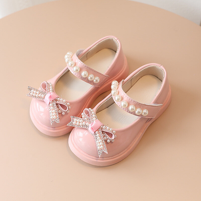 2022 New Pearl Bowknot Baby Princess Girls Leather Shoes Birthday Party Wedding Soft Patent Leather Flats Toddlers Kids Shoes