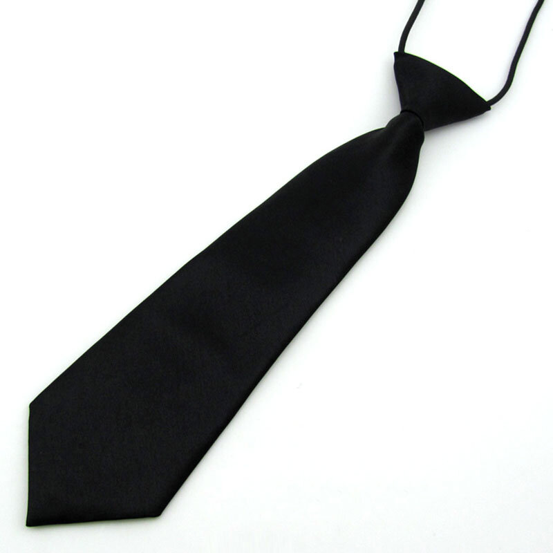 Dasi untuk anak-anak sesuai dengan dasi ramping untuk pernikahan