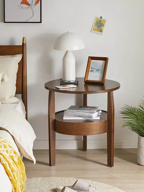 Mesa lateral de madeira maciça simples nórdica, Pequena mesa redonda, Mesa de café criativa do lazer, Sala de estar e varanda