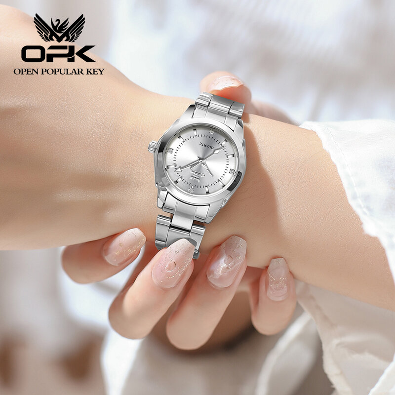 Opk-女性用発光ステンレススチールブレスレット,女性用腕時計,シンプルなシルバーとクォーツ,ファッショナブルなブランド,オリジナル